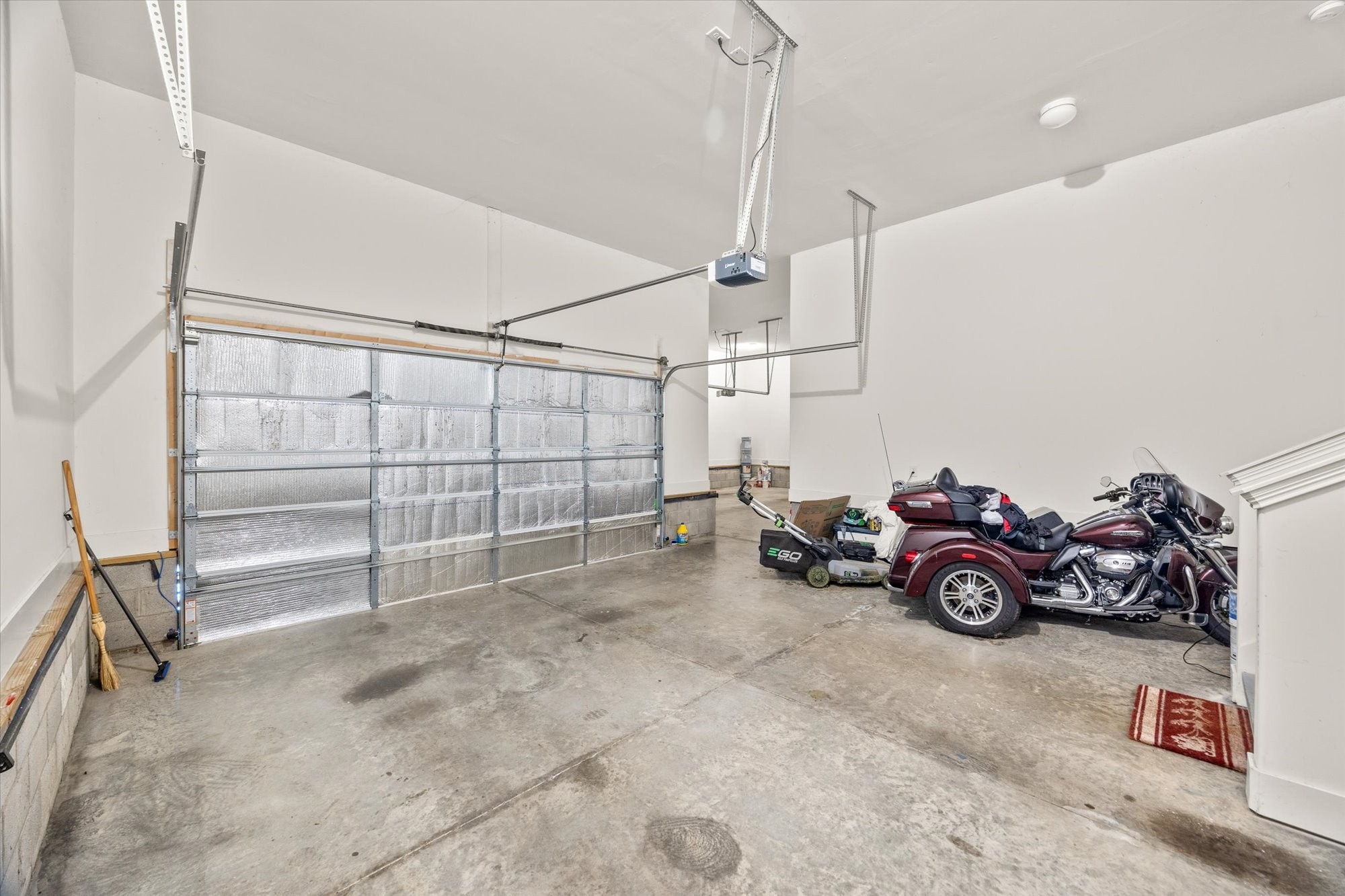 1548 Drakes Creek Rd, Hendersonville, TN 37075