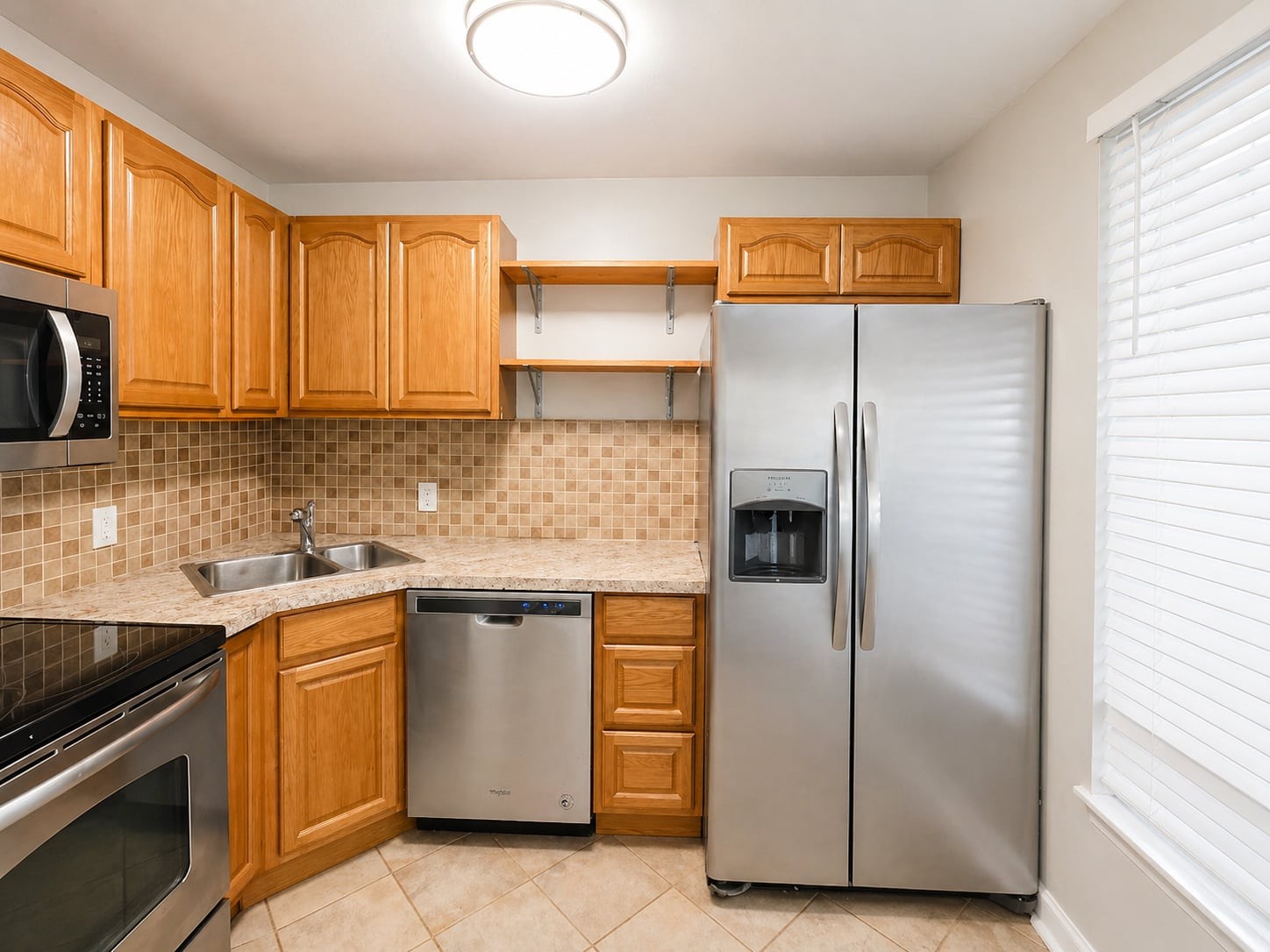 555 N Dupont Ave #A12, Madison, TN 37115