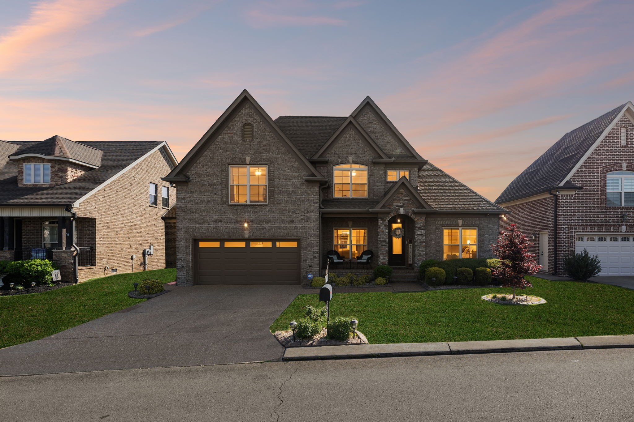 608 Southshore Pt, Mount Juliet, TN 37122