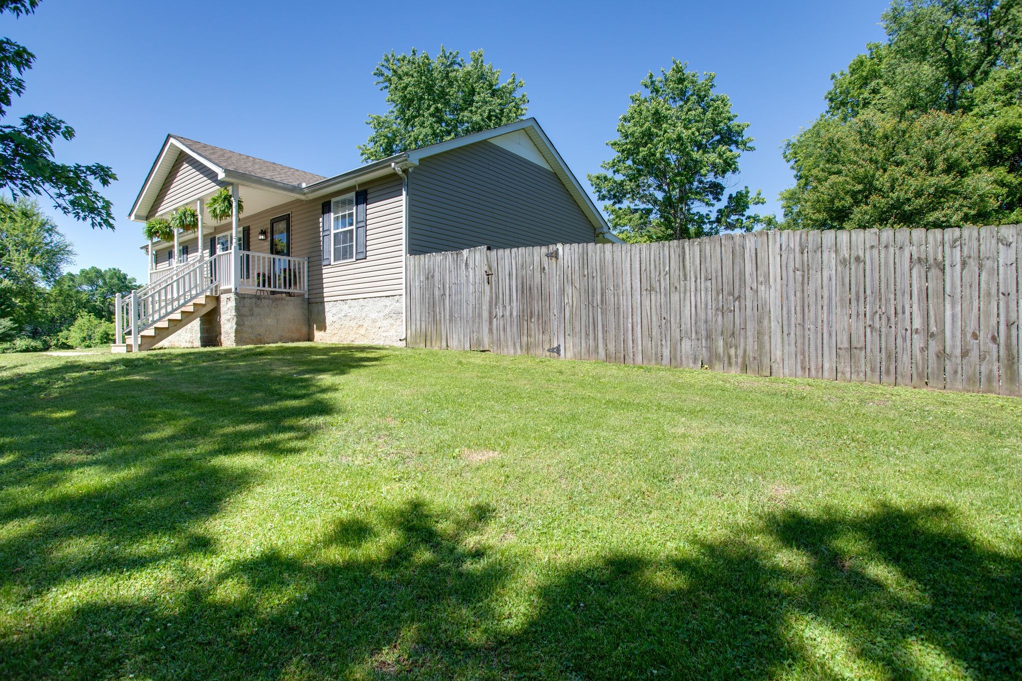 743 Elm St, Spring Hill, TN 37174