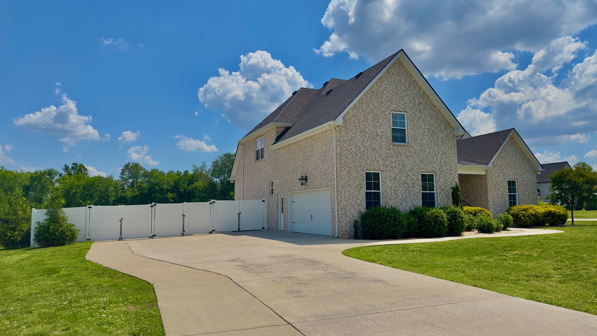2511 Landis Ct, Murfreesboro, TN 37128