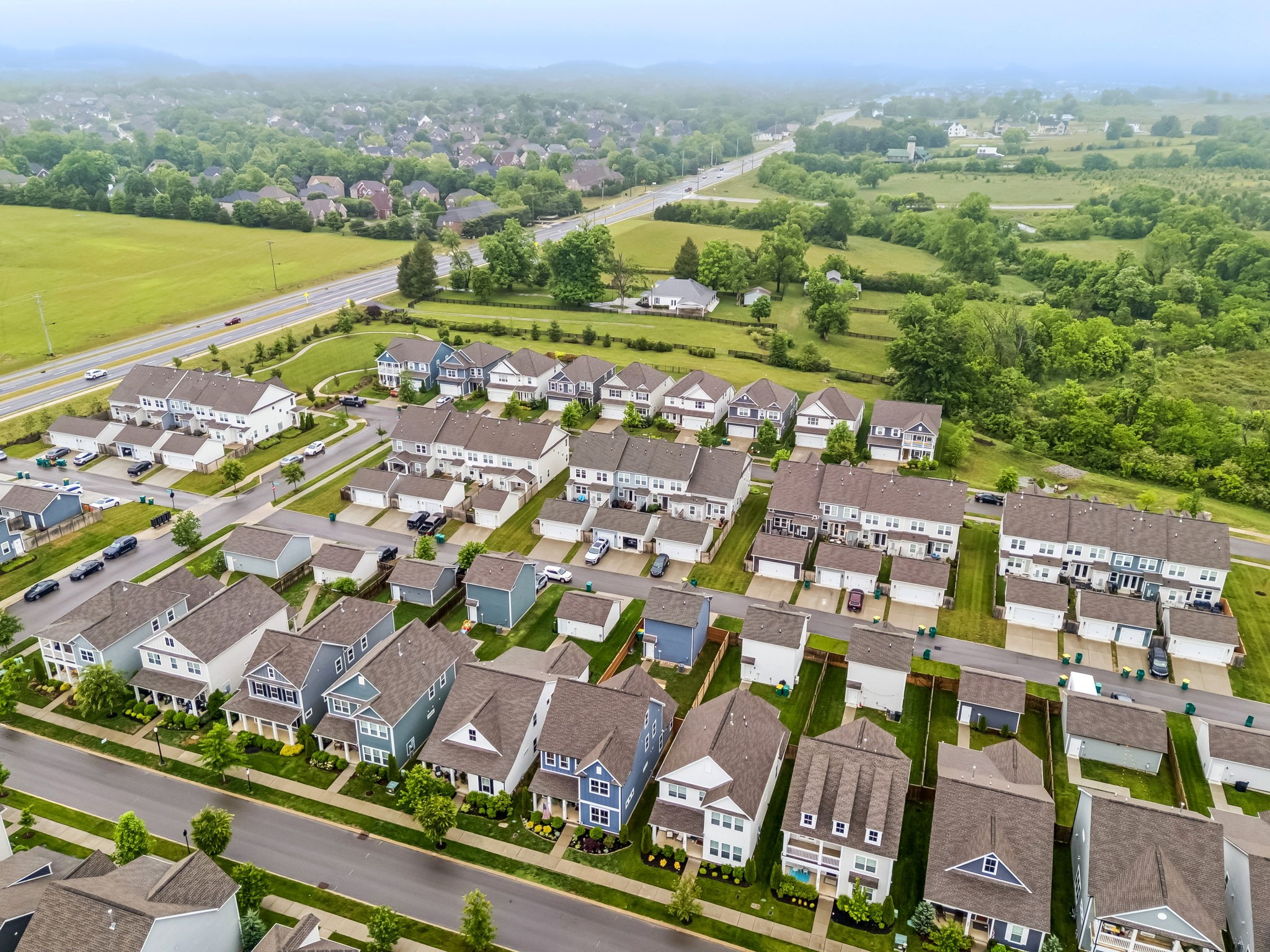 226 Southmen Ln, Spring Hill, TN 37174