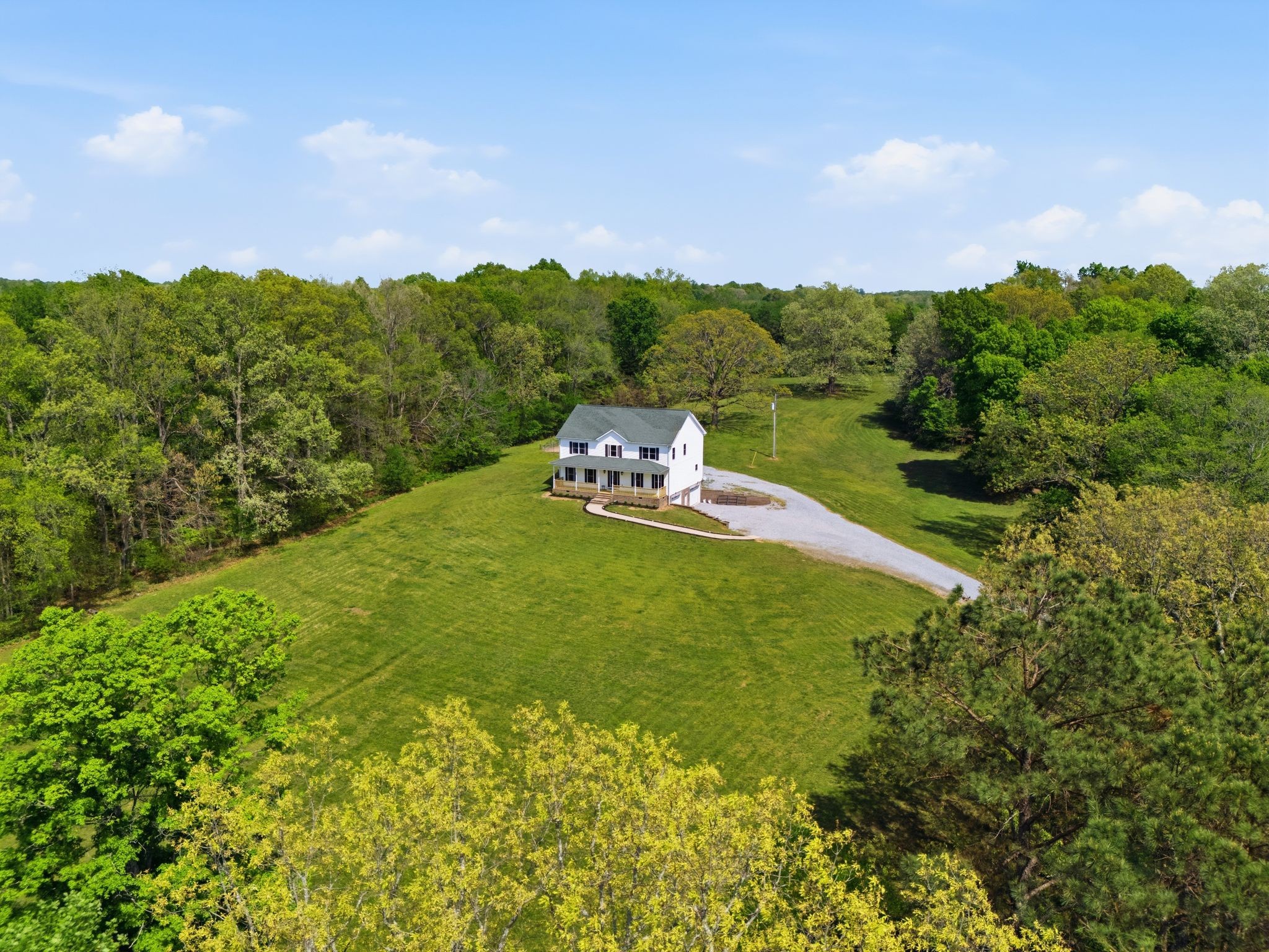 985 Furnace Hollow Rd, Dickson, TN 37055