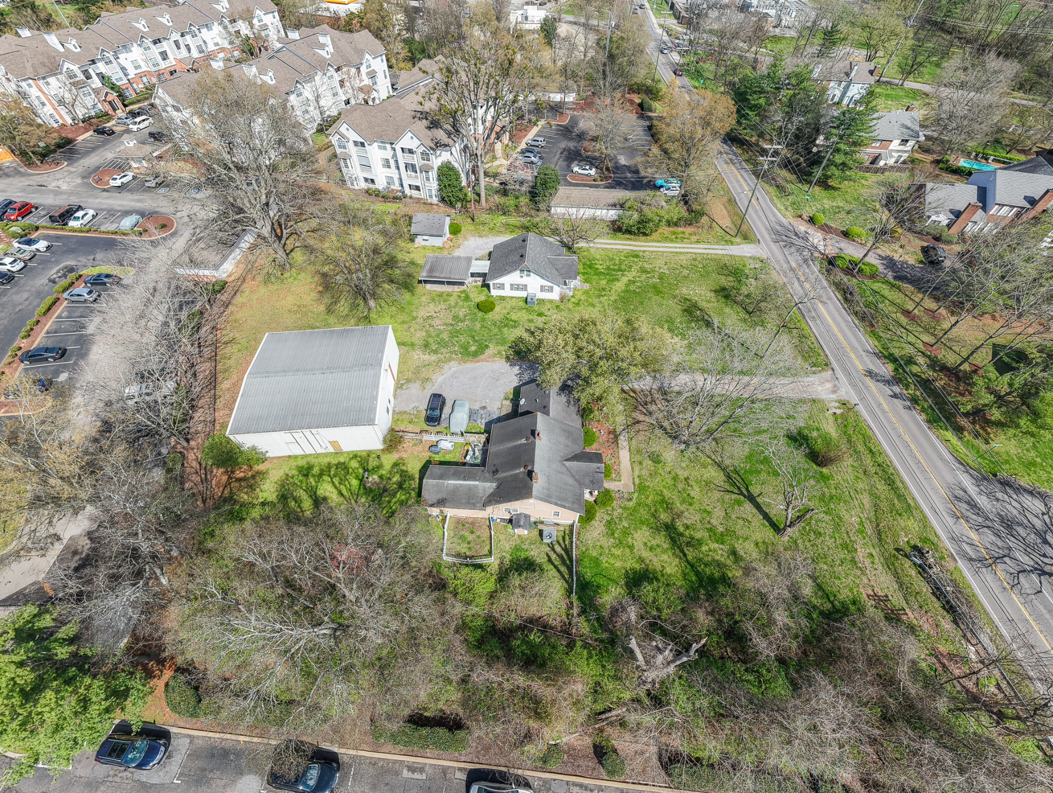 7114 Old Harding Pike, Nashville, TN 37221