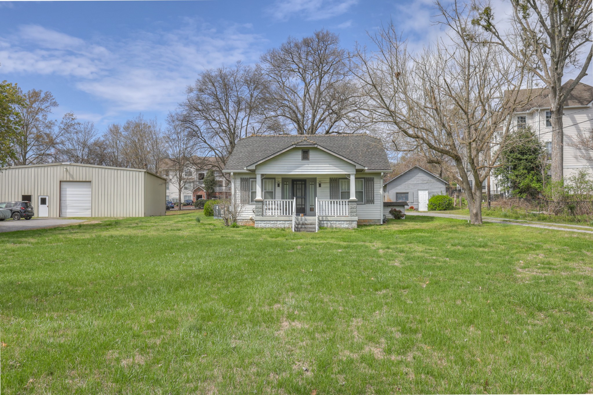 7114 Old Harding Pike, Nashville, TN 37221