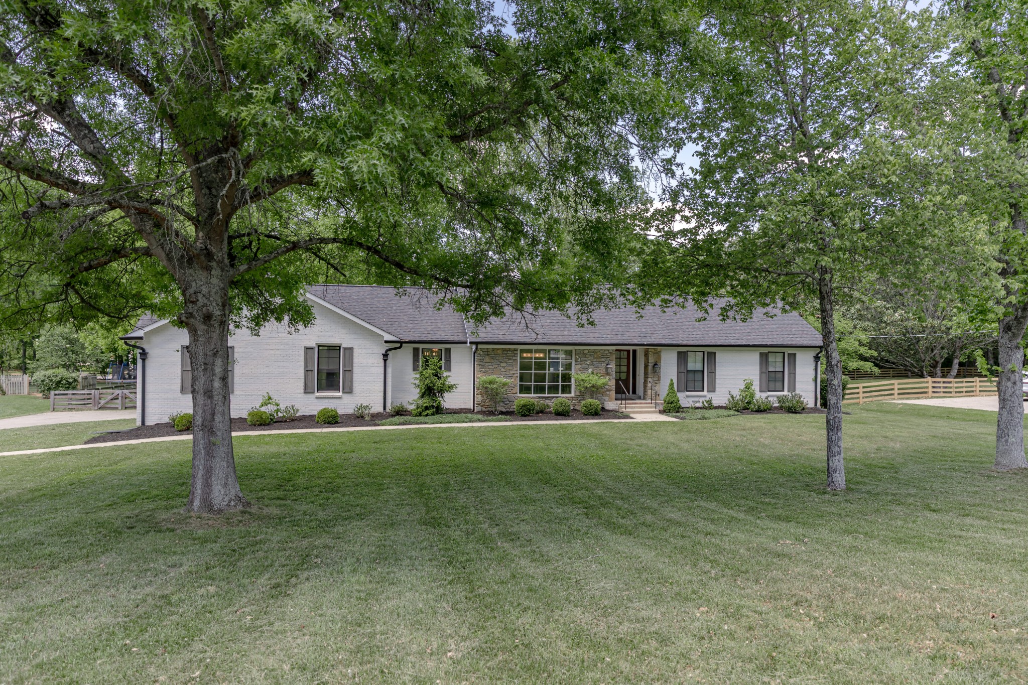 2509 Hillsboro Rd, Franklin, TN 37069