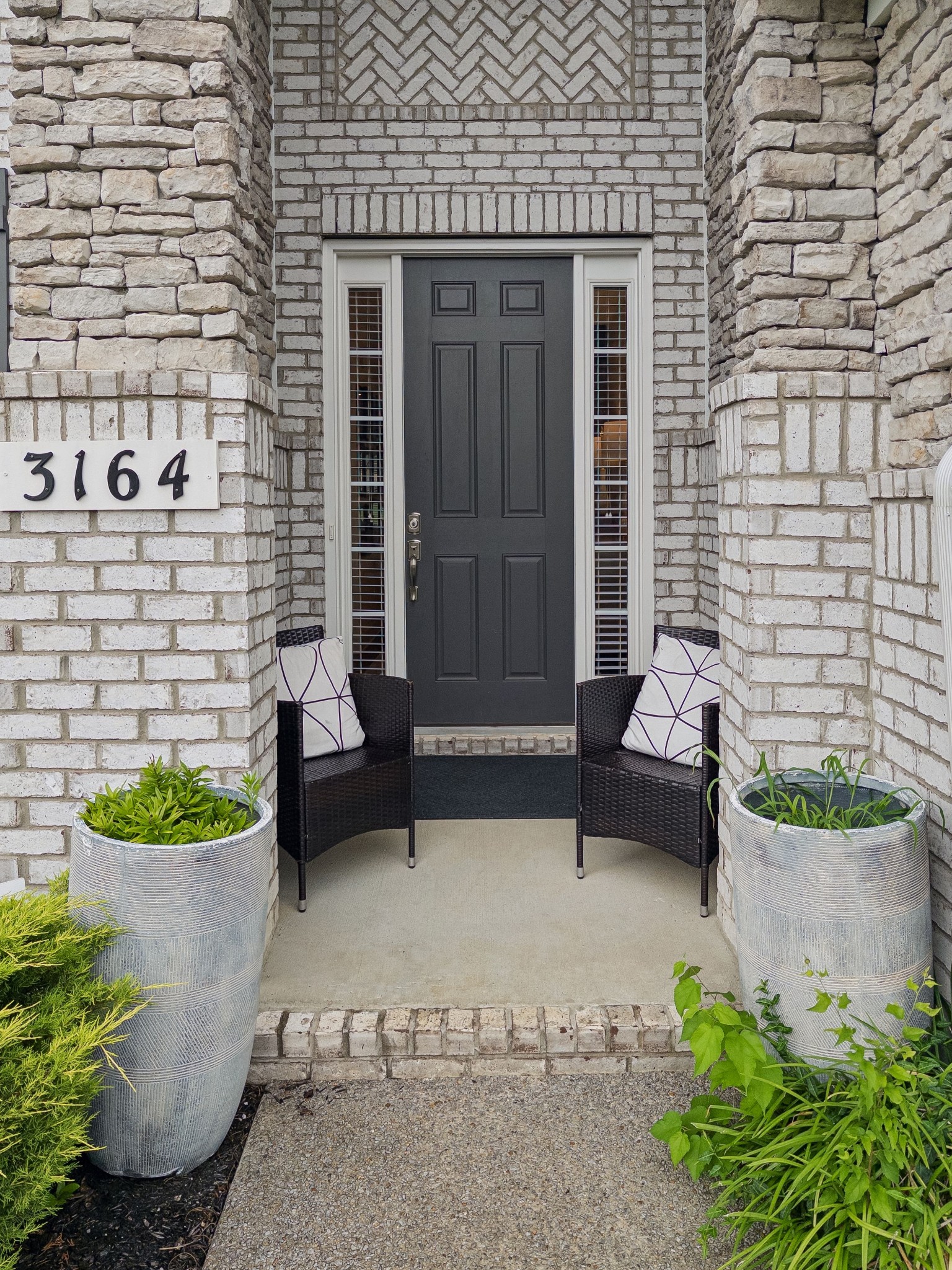 3164 Charles Park Dr, Nashville, TN 37211