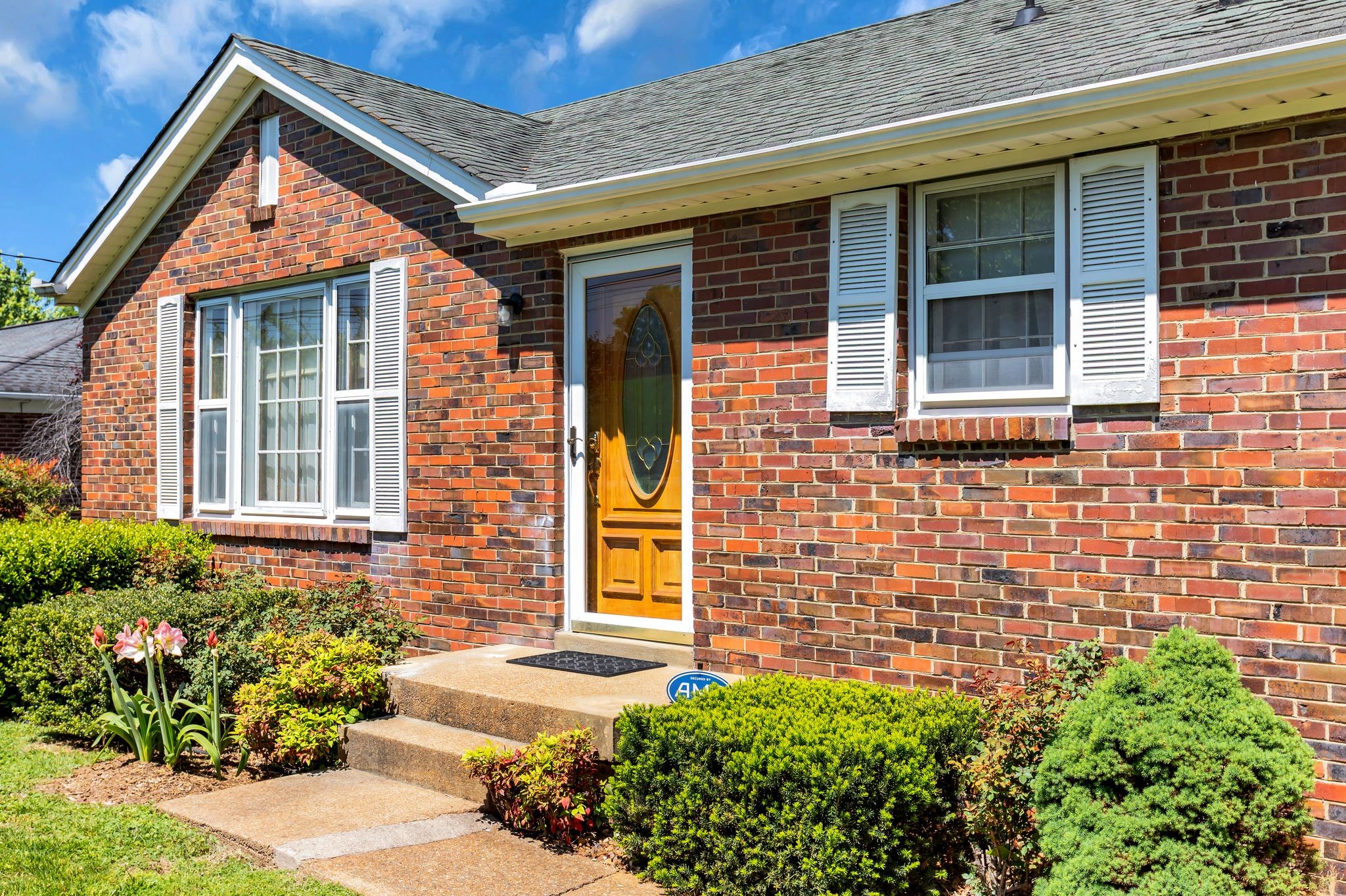 2128 Elm Hill Pike, Nashville, TN 37210