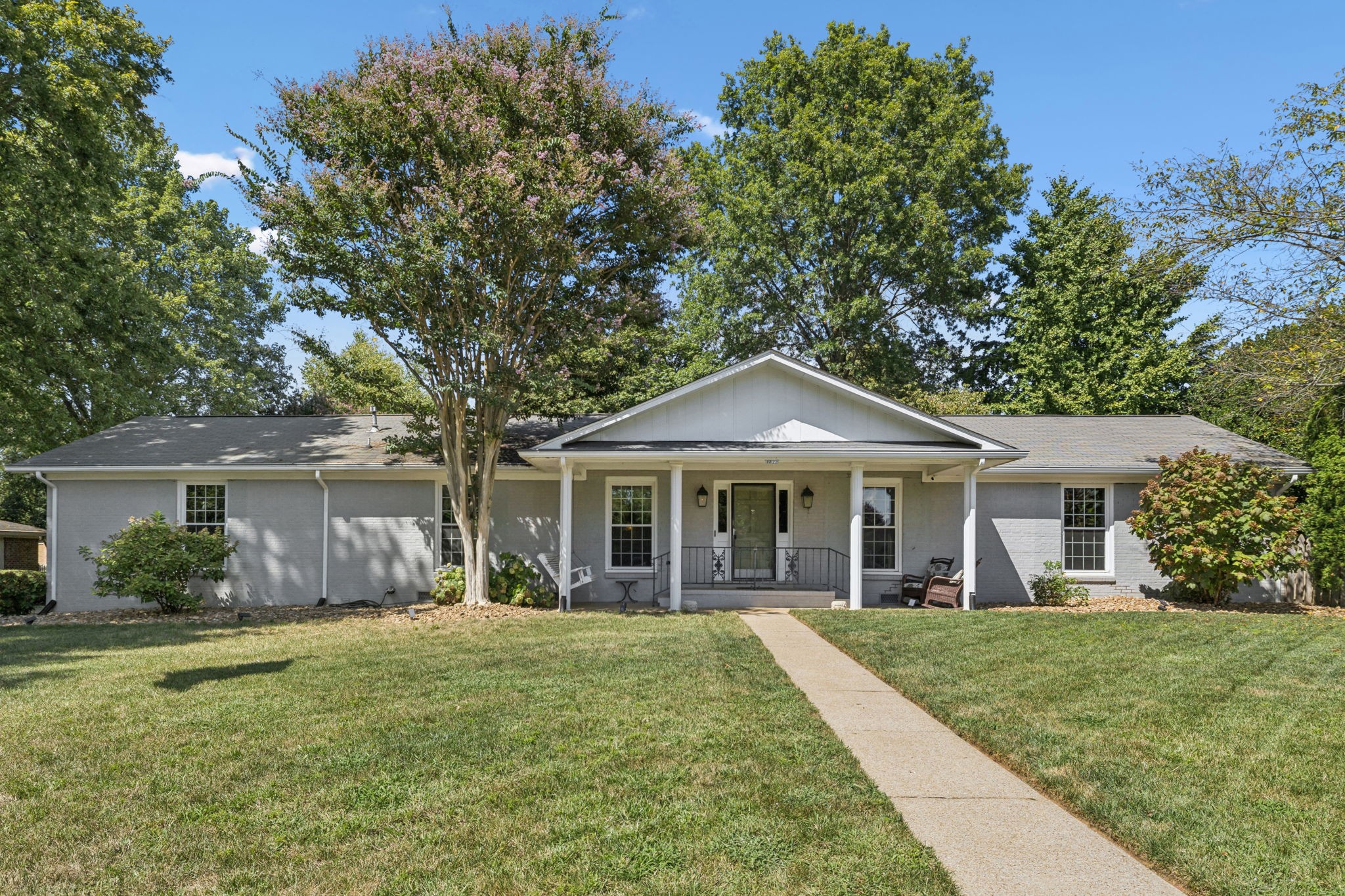 1722 Haynes Dr, Murfreesboro, TN 37129