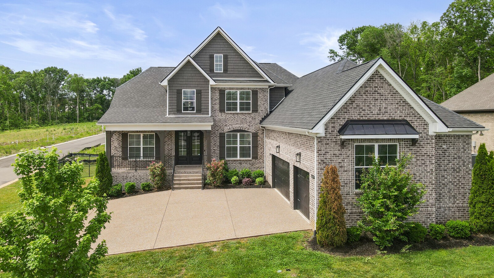 400 Millstone Pl, Lebanon, TN 37087