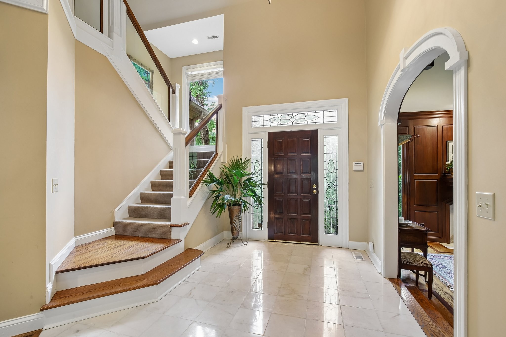 27 Annandale, Nashville, TN 37215