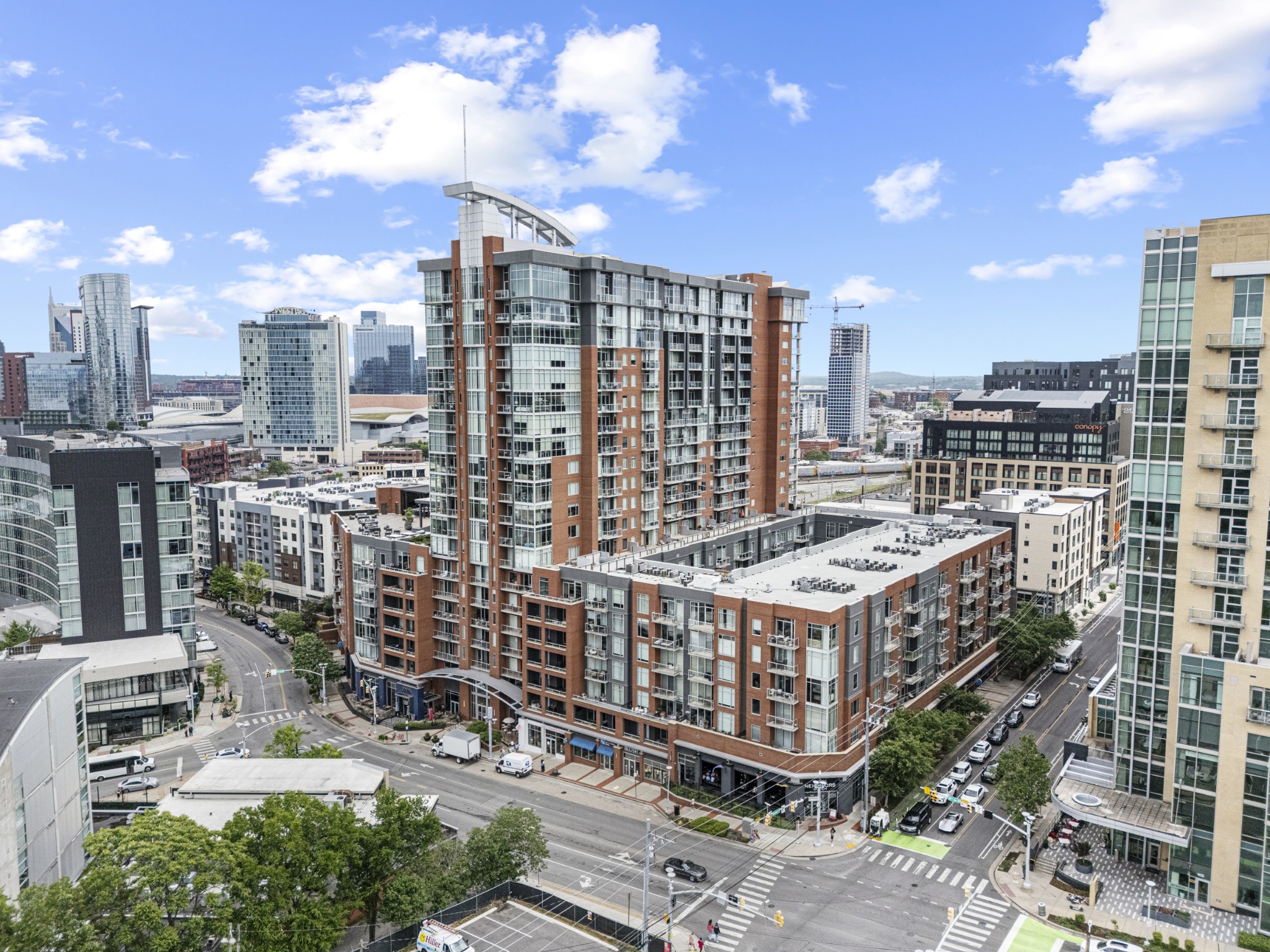 600 12th Ave S #815, Nashville, TN 37203