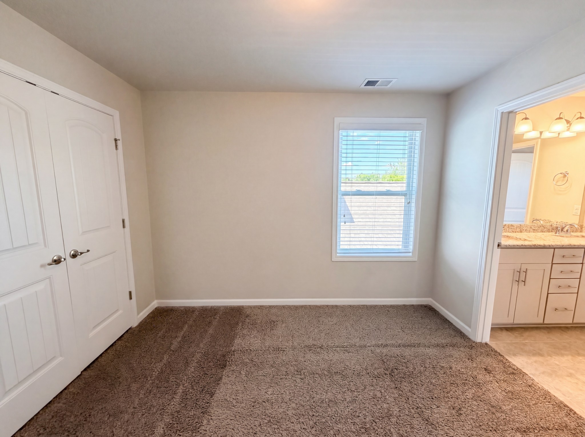 415 Prestige Ct, Pleasant View, TN 37146