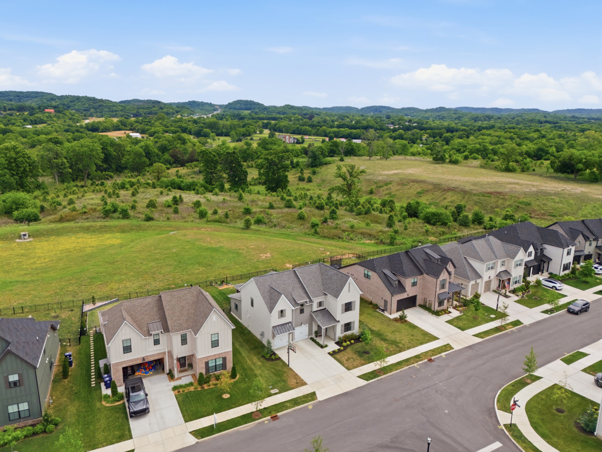 3472 Burgate Trl, Thompsons Station, TN 37179