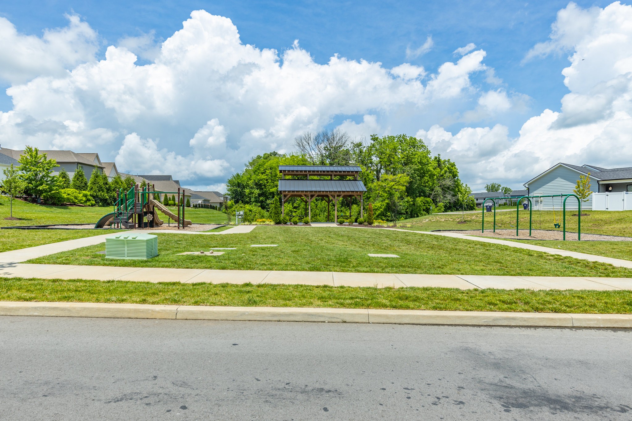 3472 Burgate Trl, Thompsons Station, TN 37179