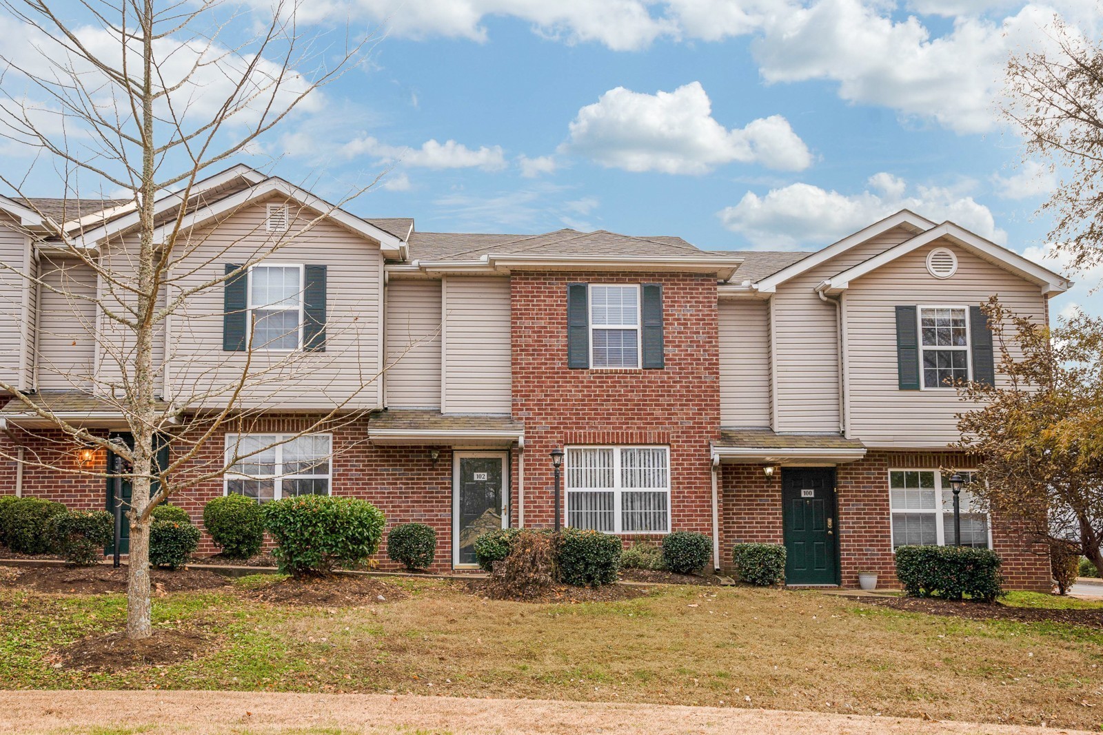 102 Waterview Dr, Hendersonville, TN 37075