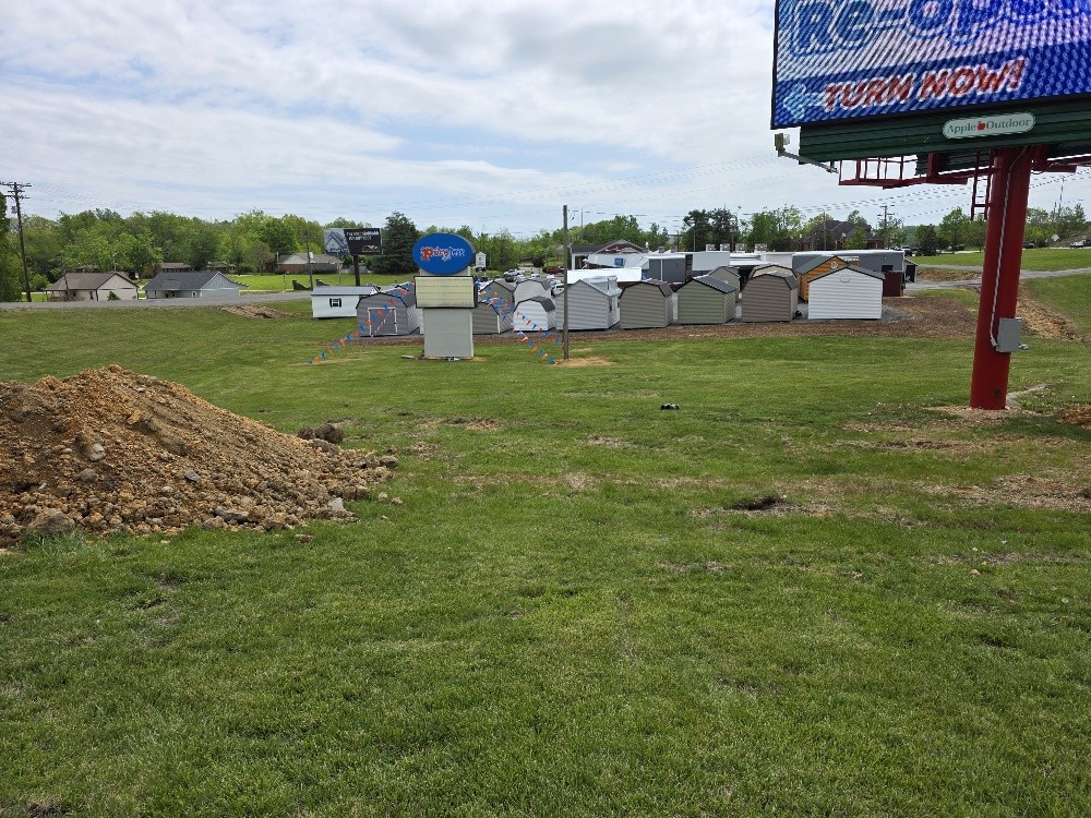 5716 Austin Peay Hwy, Westmoreland, TN 37186
