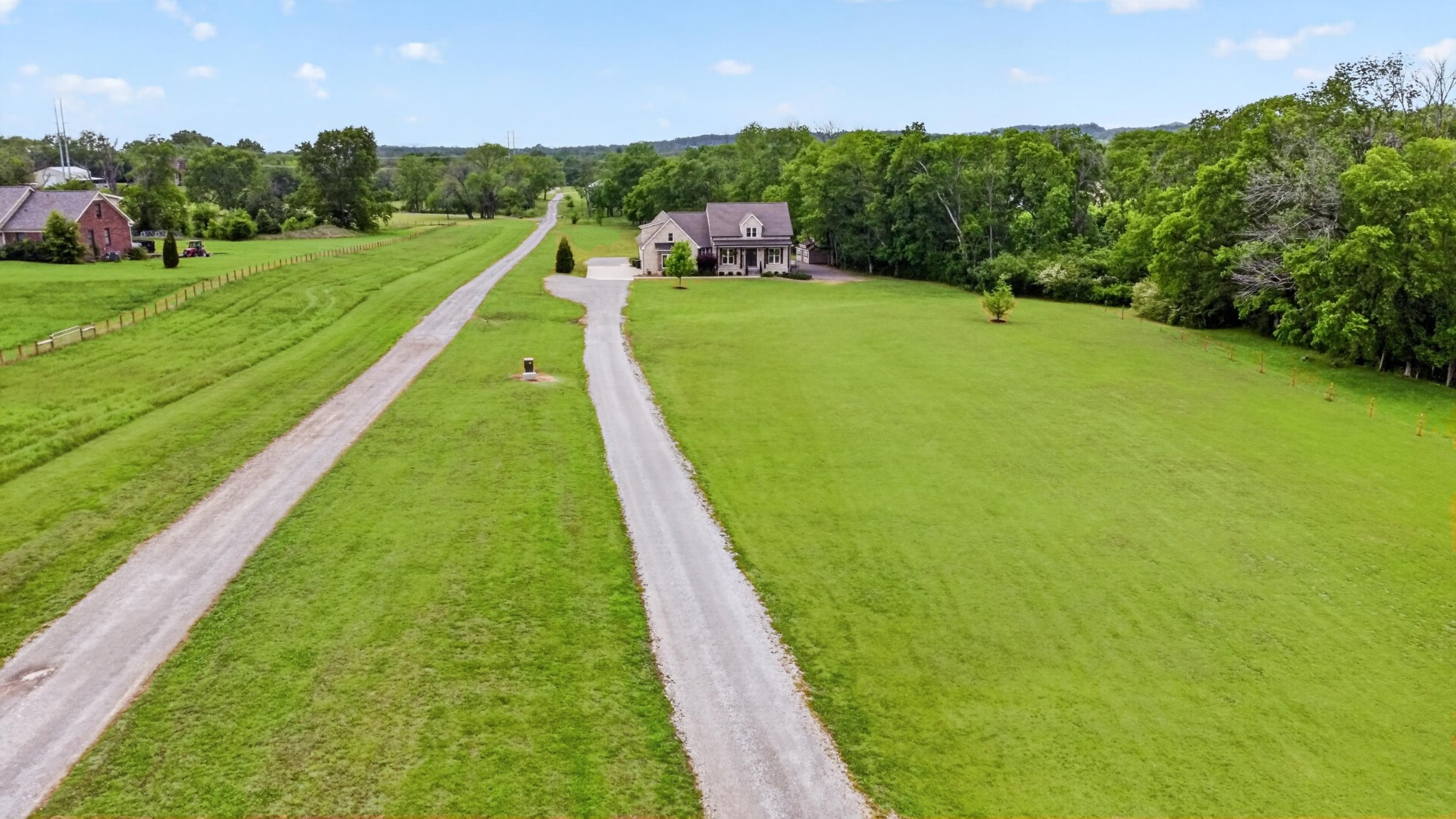923 Dobbins Pike, Gallatin, TN 37066