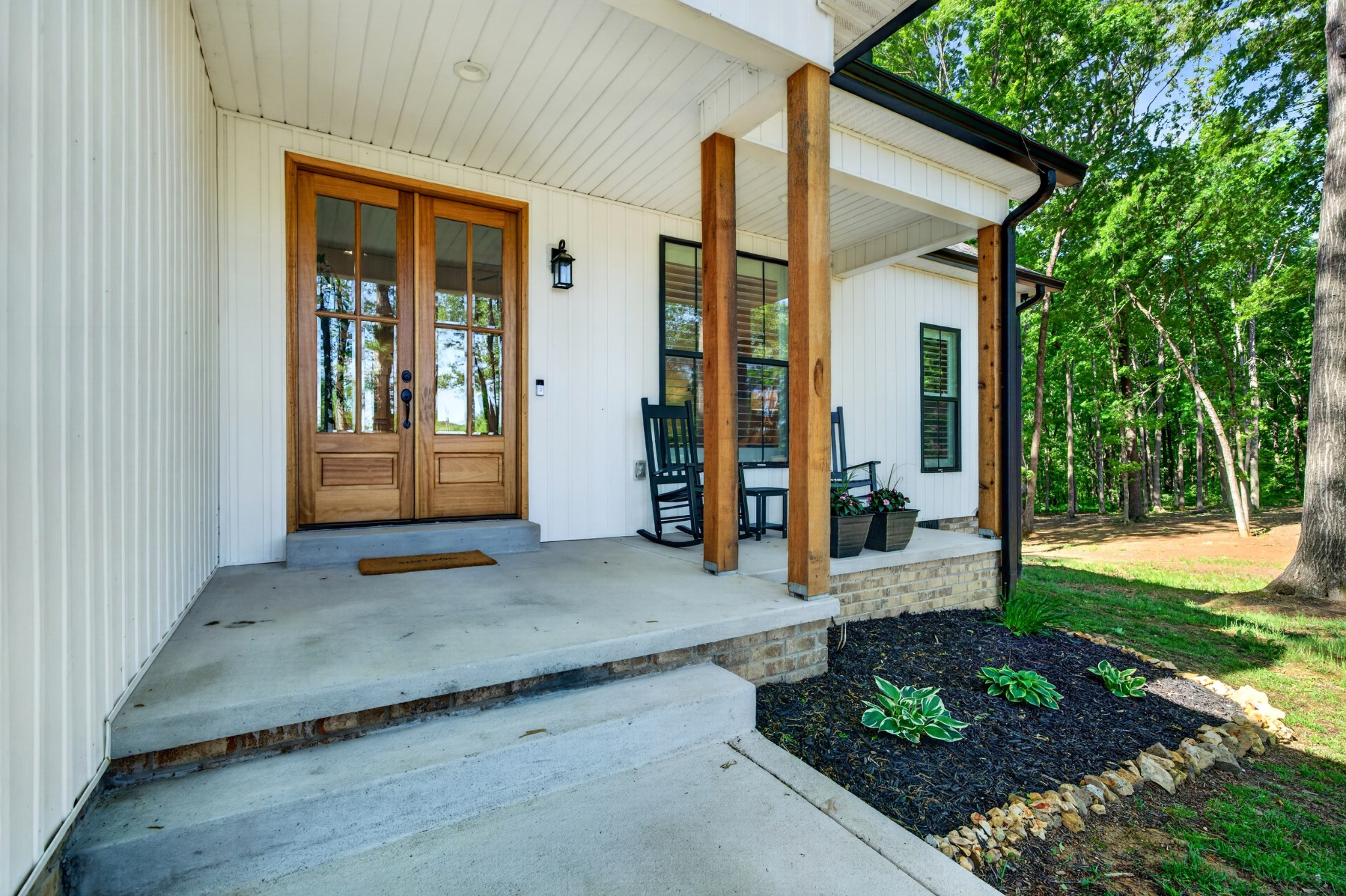 1222 Breeden Rd, Charlotte, TN 37036