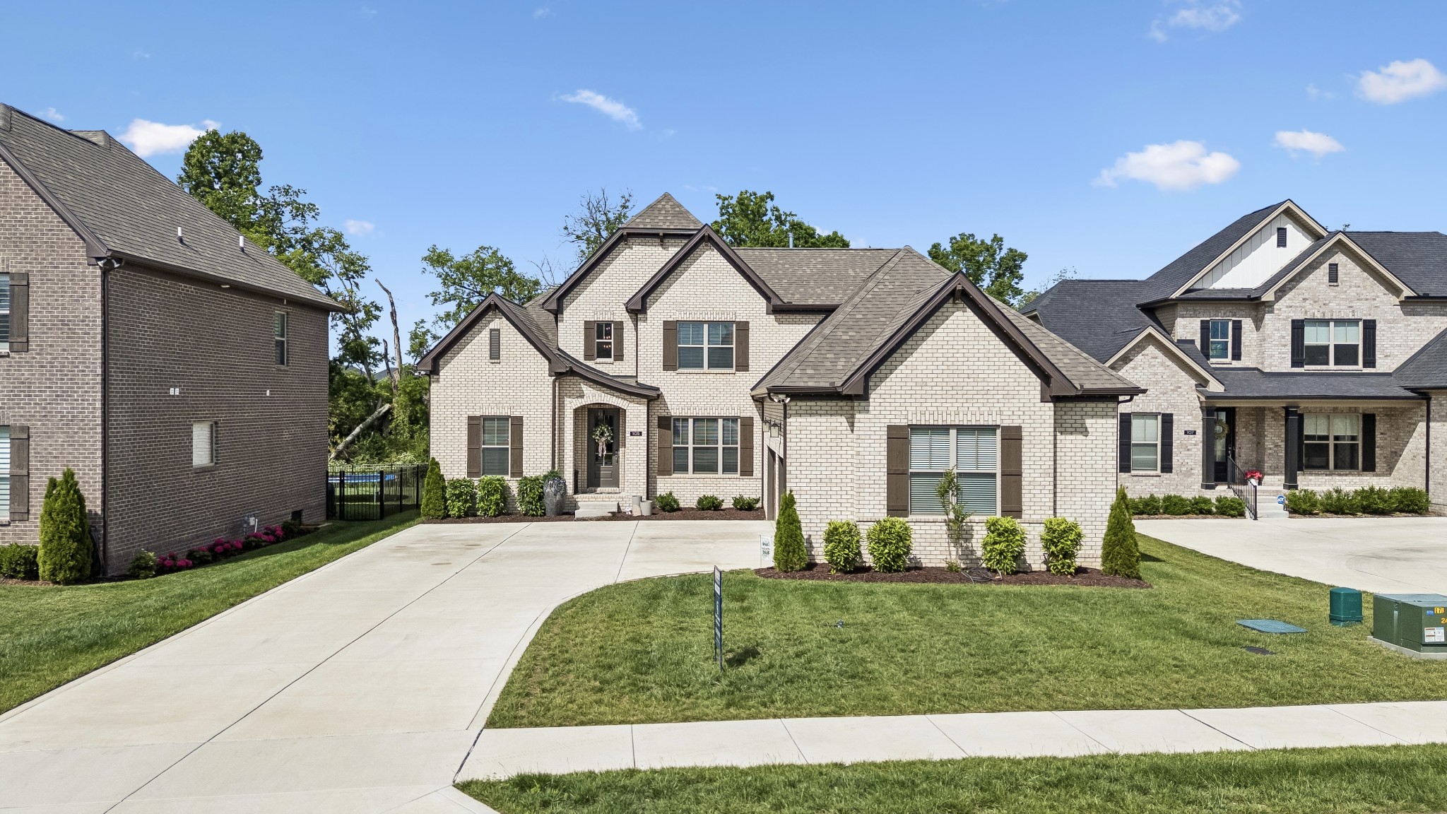 105 Hayden Ln, Gallatin, TN 37066