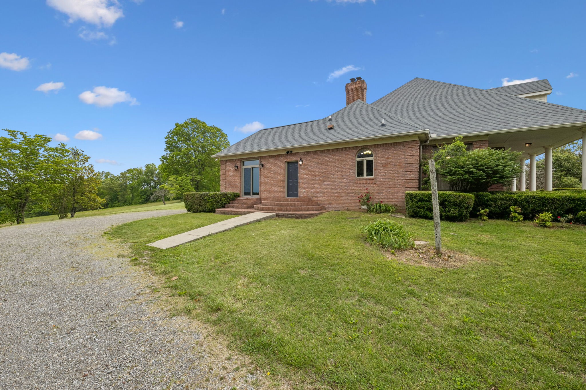 314 Fairview Rd, Dickson, TN 37055