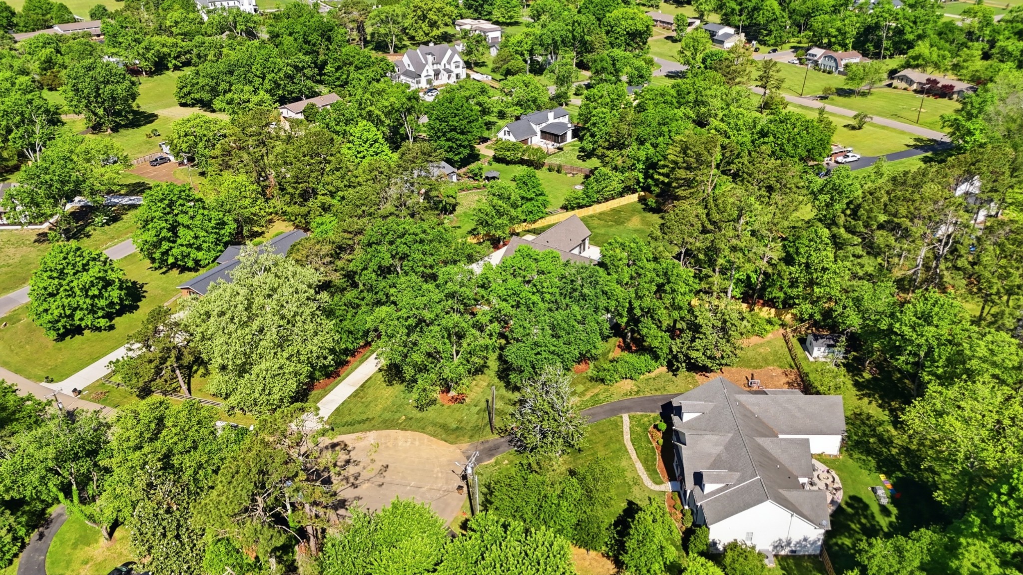9016 Hood Pl, Brentwood, TN 37027