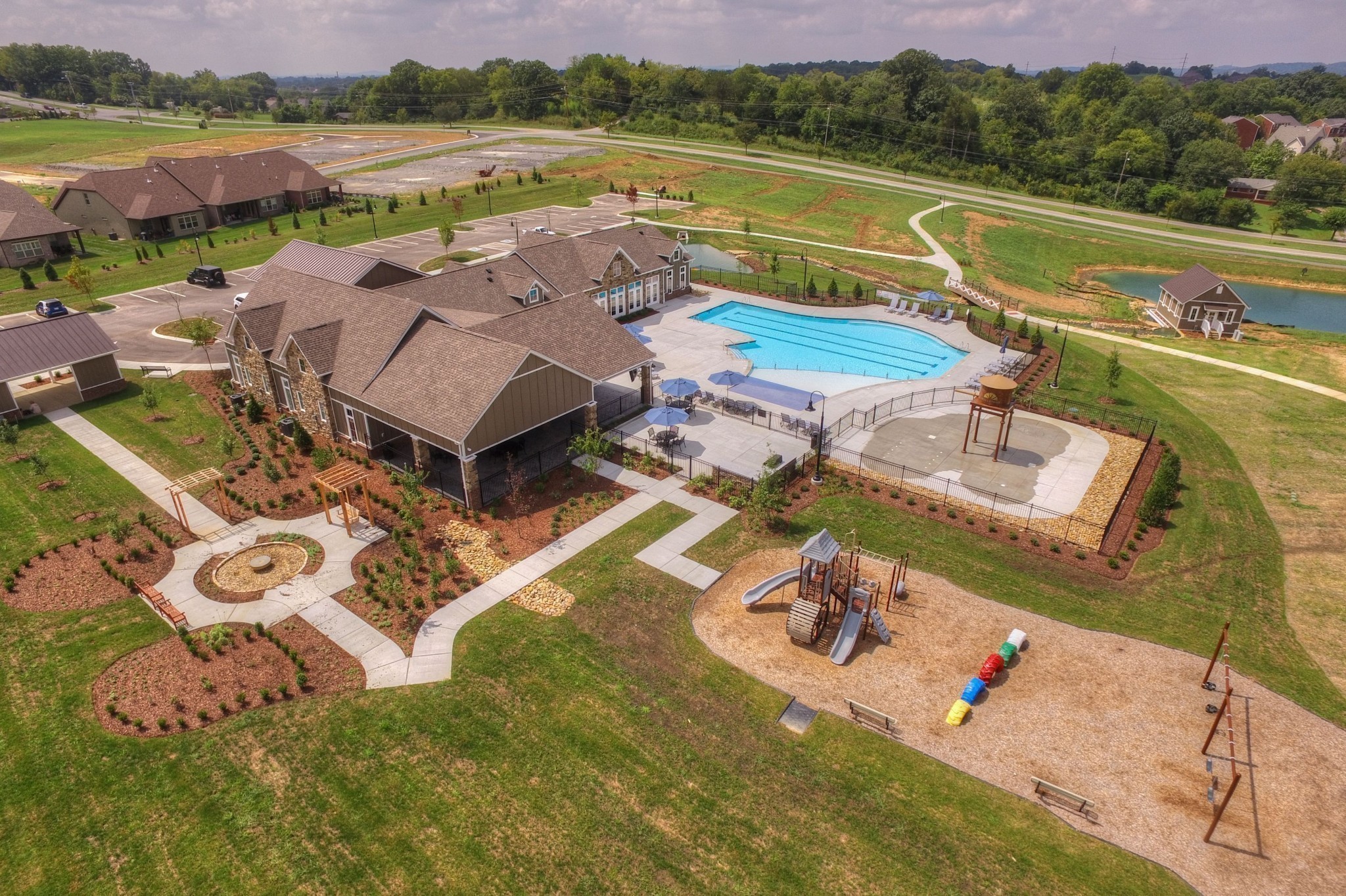 124 Owl Hollow Rd, Hendersonville, TN 37075