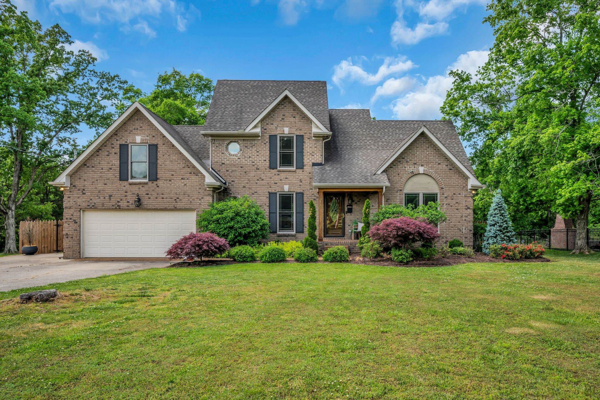 213 Mccreary Hts, Dickson, TN 37055