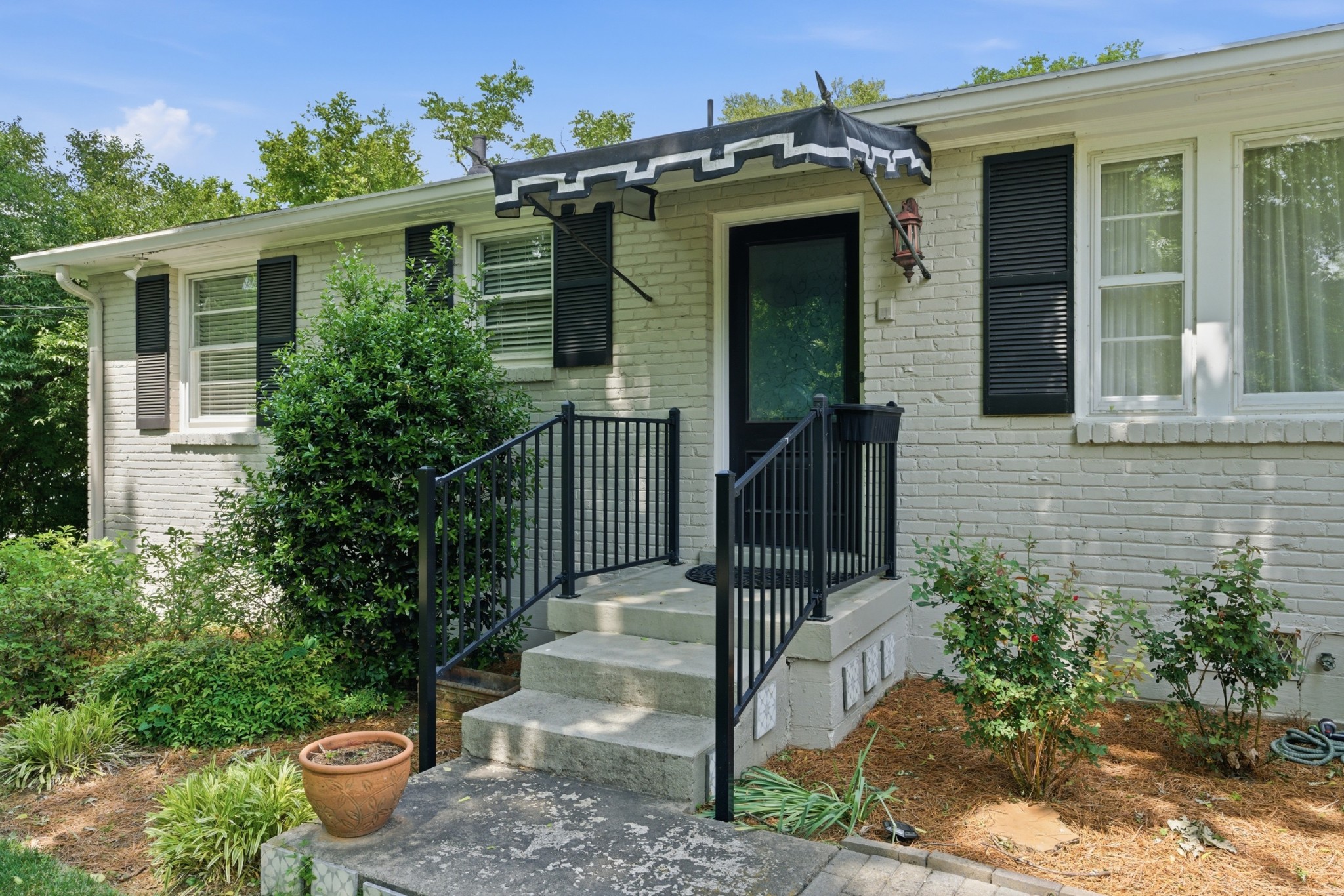 114 Bellevue Dr S, Nashville, TN 37205