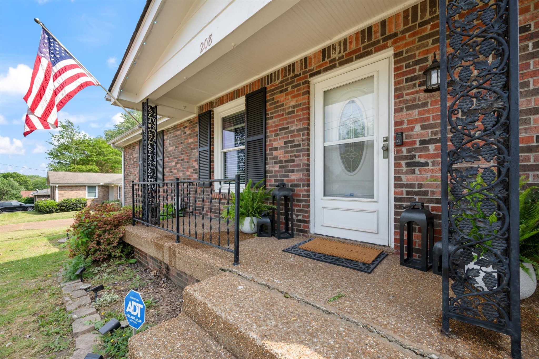 208 Bass Dr, Mount Juliet, TN 37122