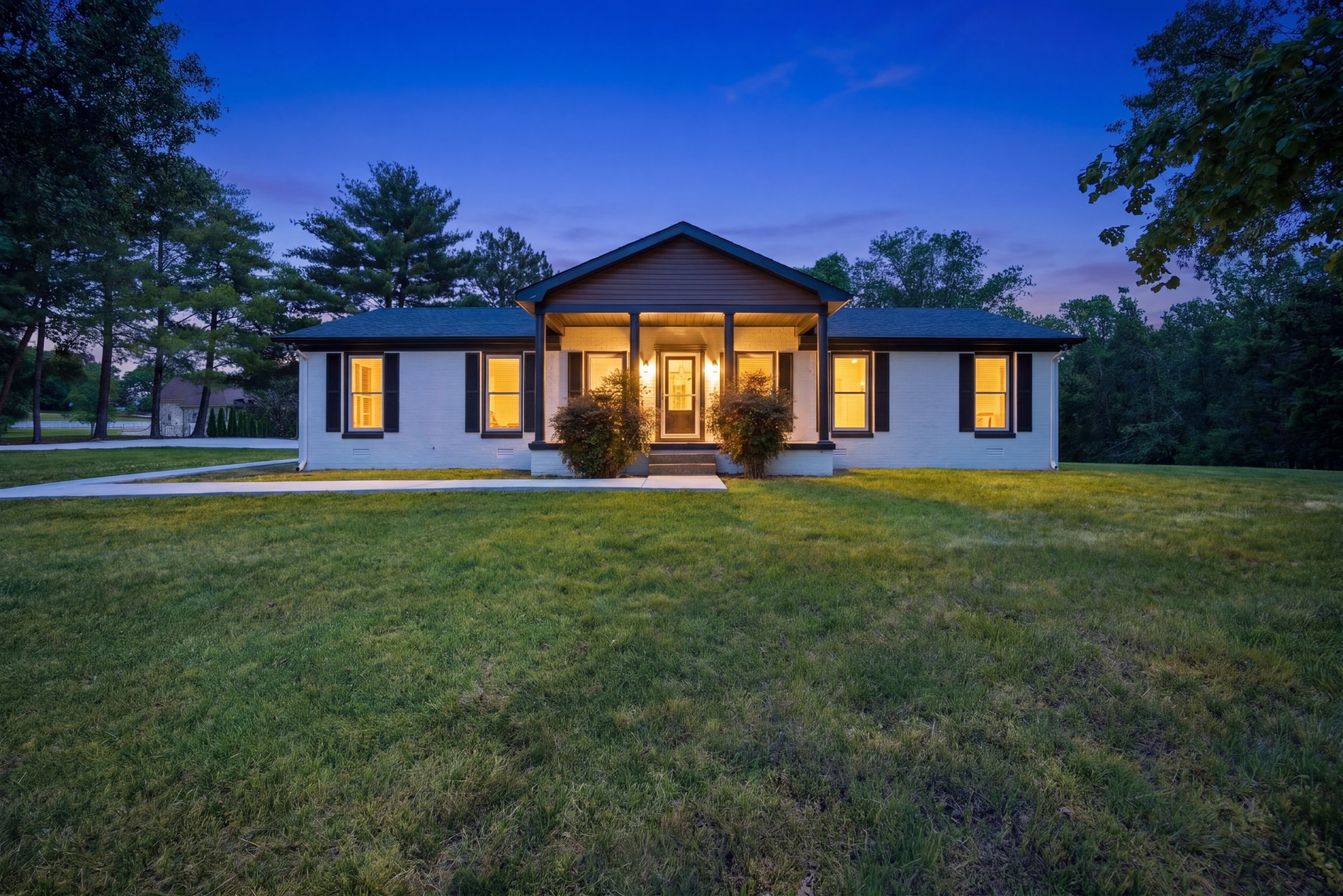 6716 Cool Springs Rd, Thompsons Station, TN 37179
