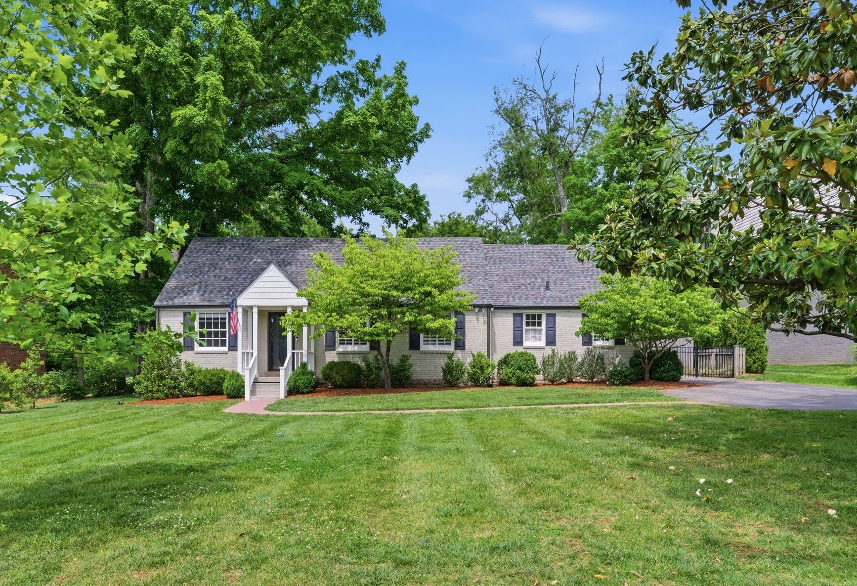 104 Brookfield Ave, Nashville, TN 37205