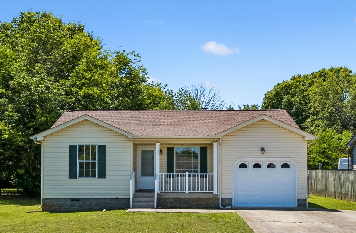 103 Natchez Ct S, La Vergne, TN 37086
