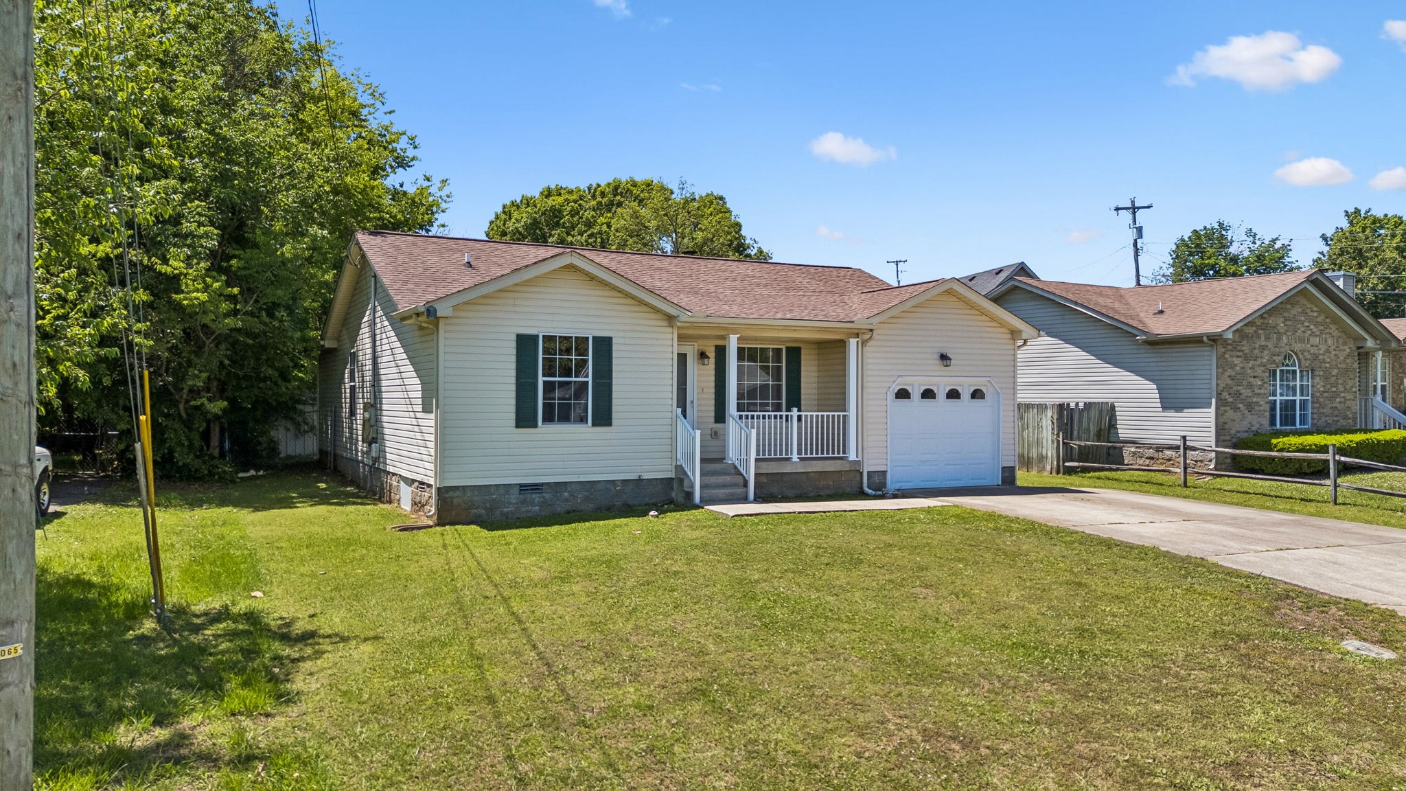 103 Natchez Ct S, La Vergne, TN 37086