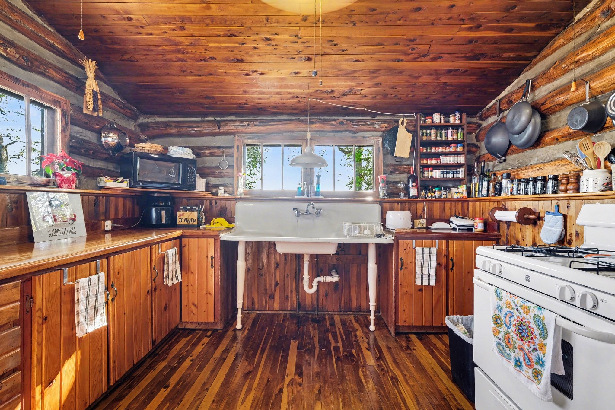 159 Sunset Dr, Hendersonville, TN 37075