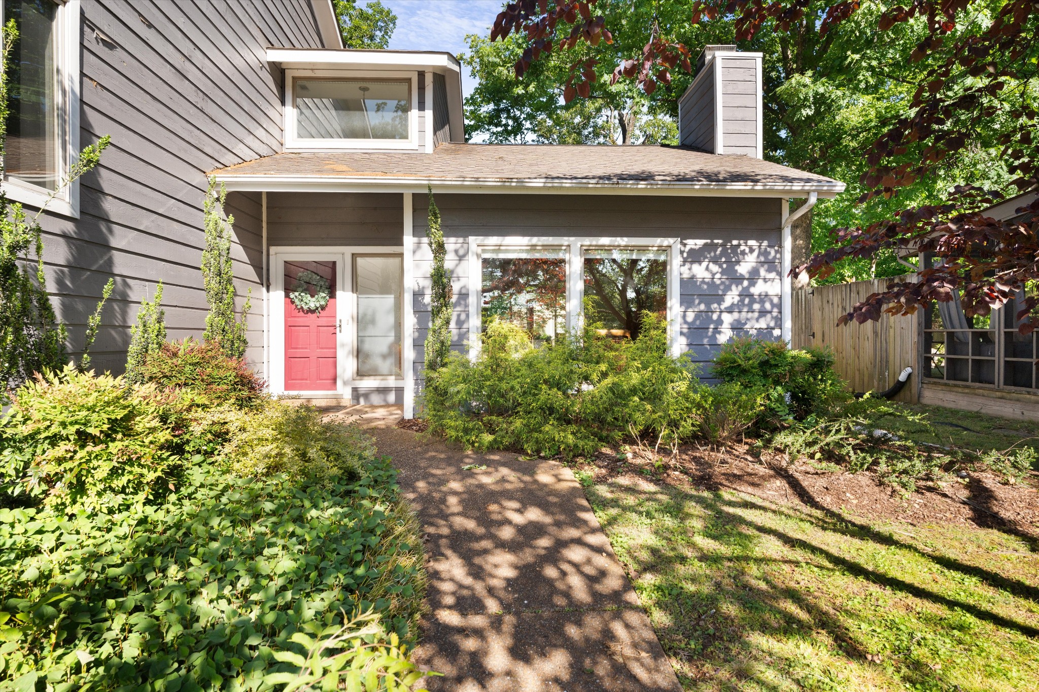 620 Harpeth Trace Dr, Nashville, TN 37221