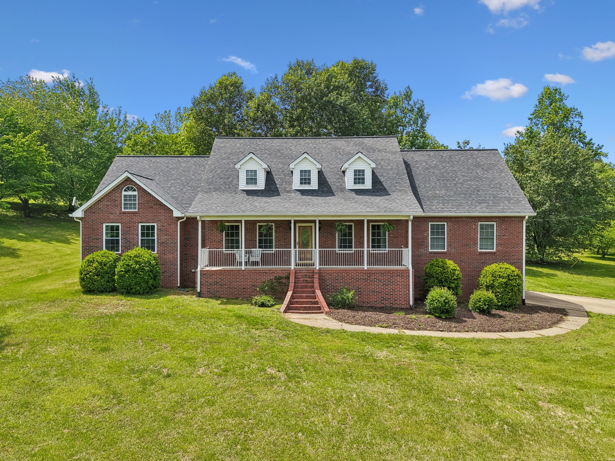 1915 Greenwood Rd, Charlotte, TN 37036