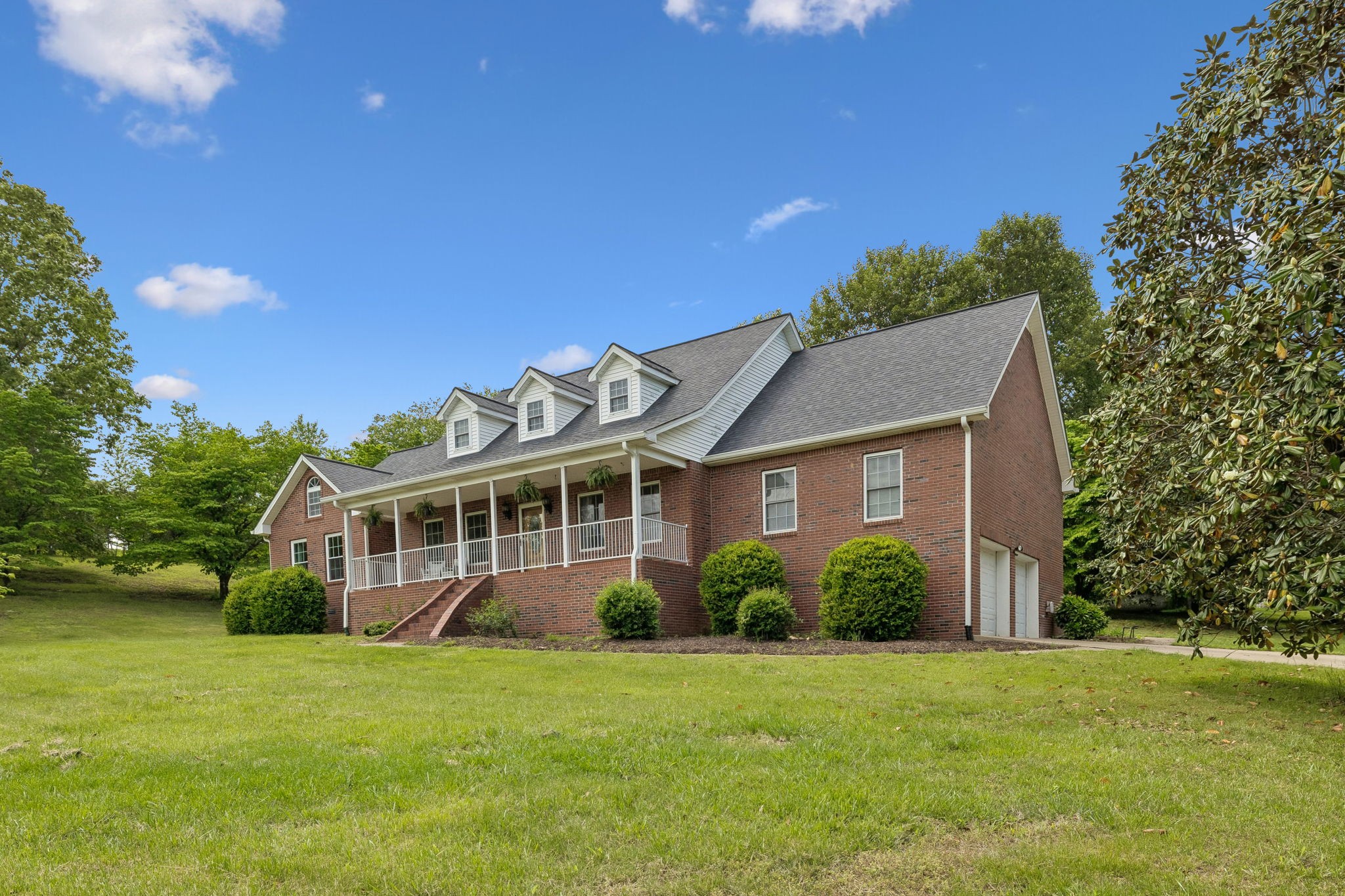 1915 Greenwood Rd, Charlotte, TN 37036