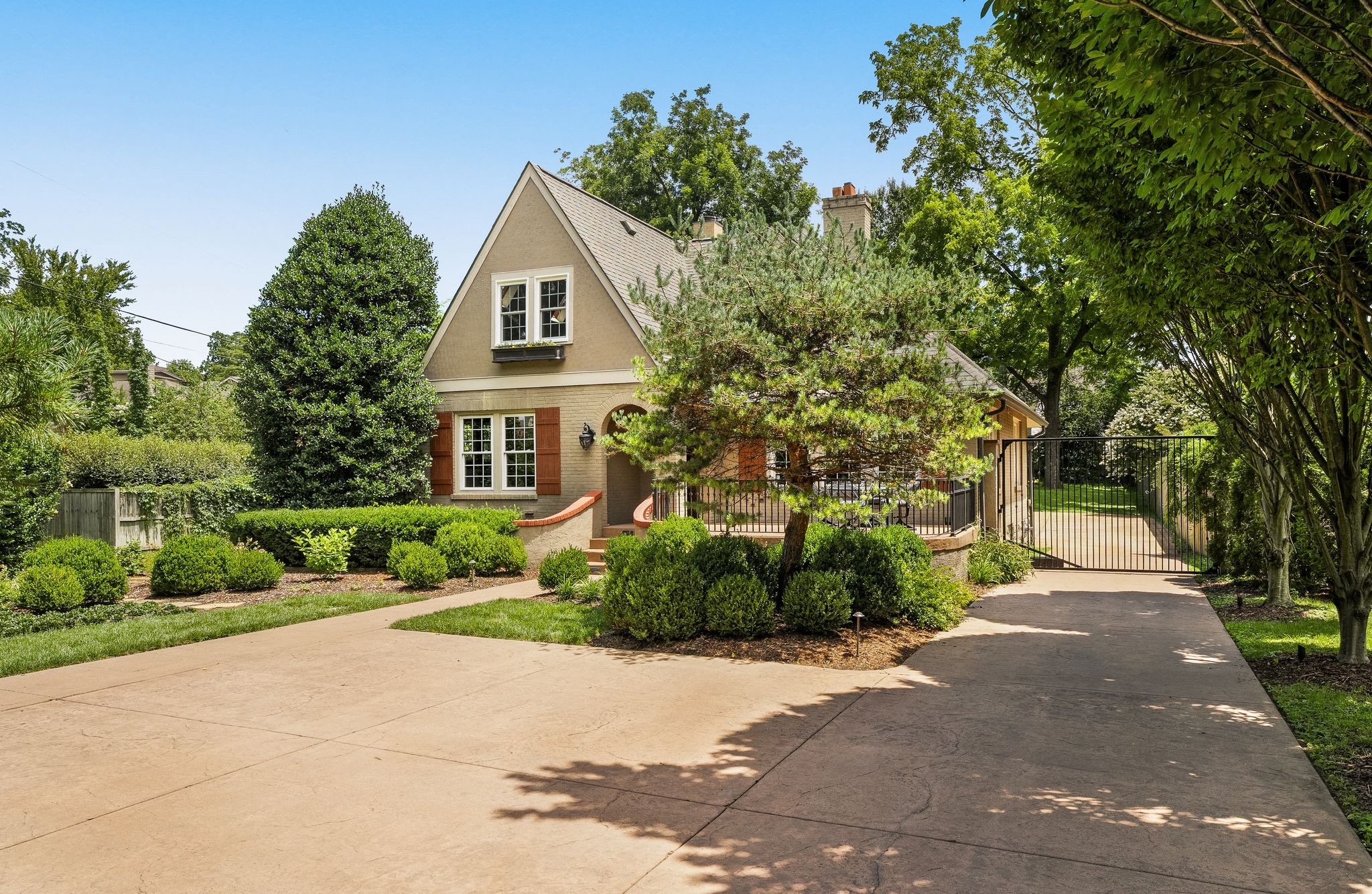 204 S Wilson Blvd, Nashville, TN 37205