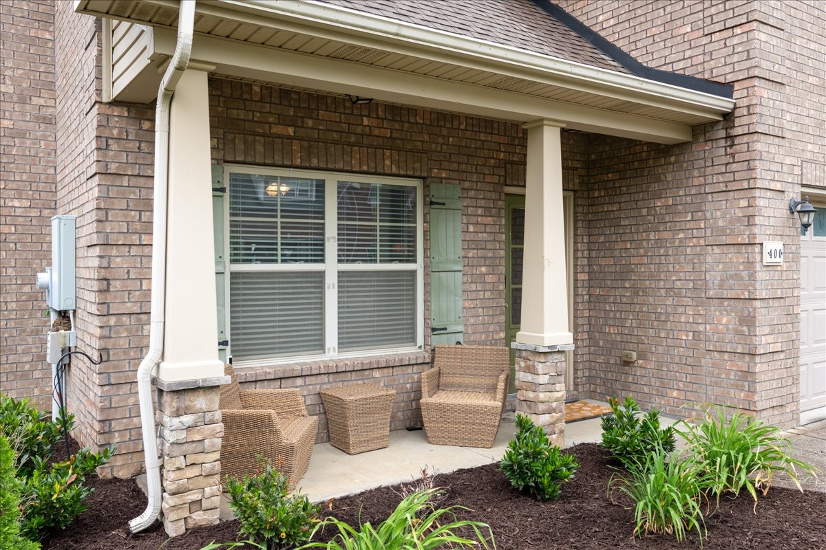 400 Stratford Park Blvd, Gallatin, TN 37066