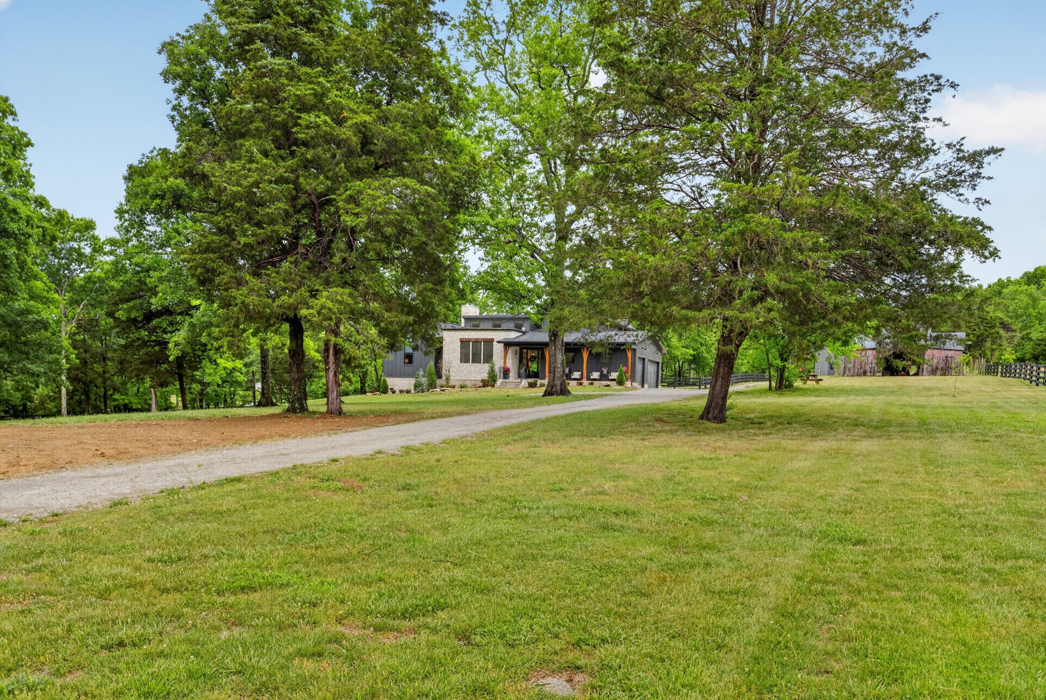 9168 Patterson Rd, Rockvale, TN 37153