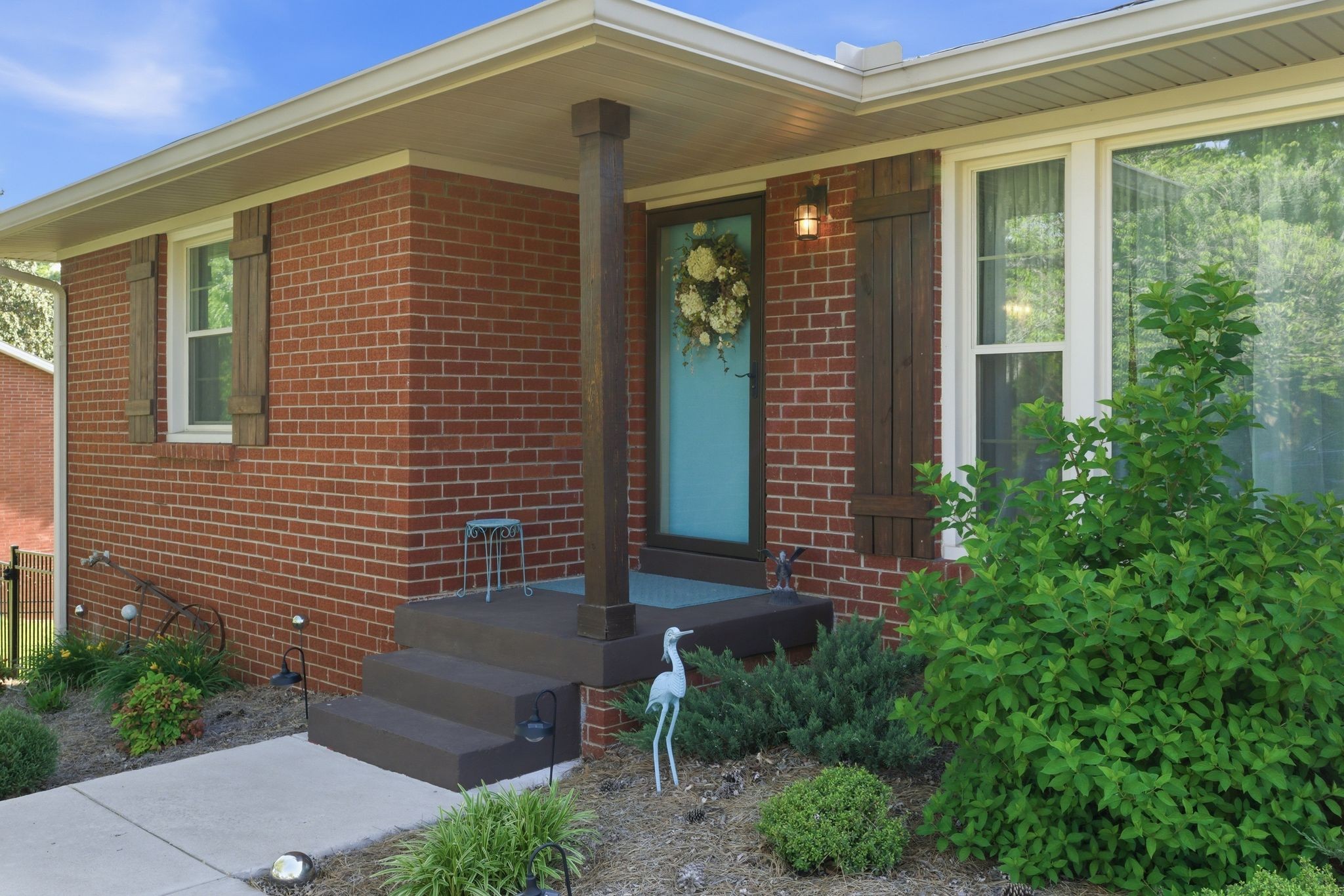 210 S Sequoia Dr, Springfield, TN 37172