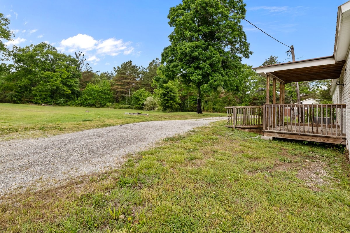 4131 Highway 48 N, Charlotte, TN 37036