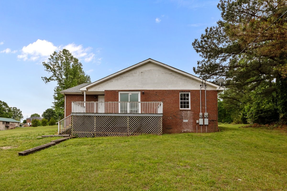 4131 Highway 48 N, Charlotte, TN 37036