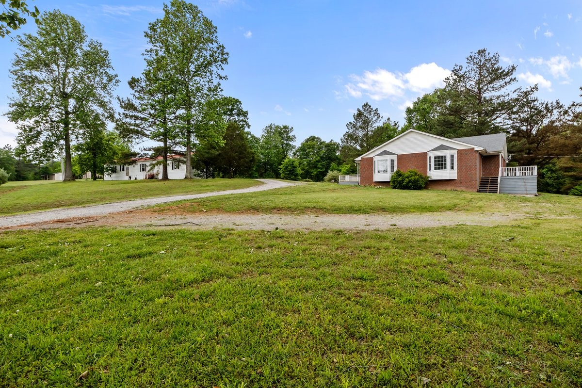 4131 Highway 48 N, Charlotte, TN 37036