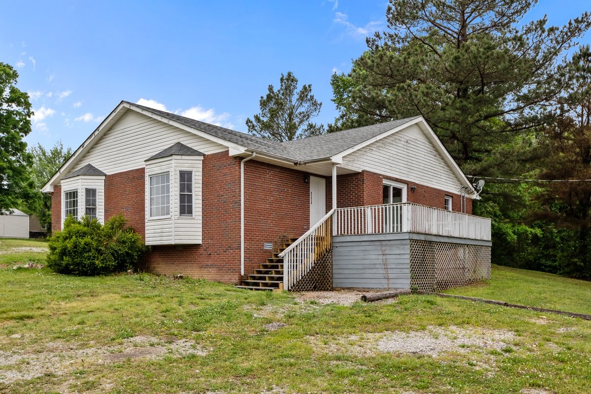4131 Highway 48 N, Charlotte, TN 37036