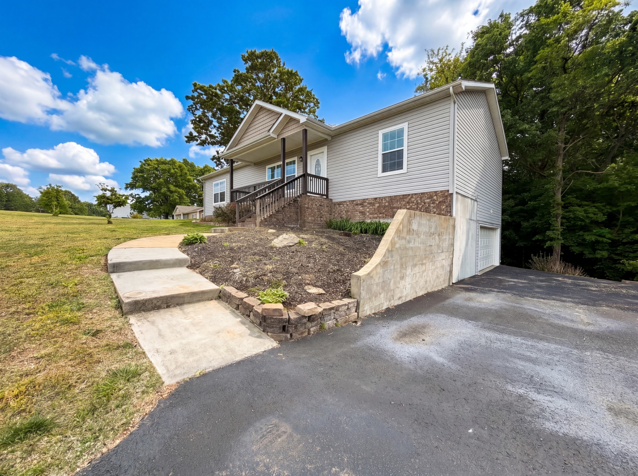 2217 Caleb Dr, Spring Hill, TN 37174