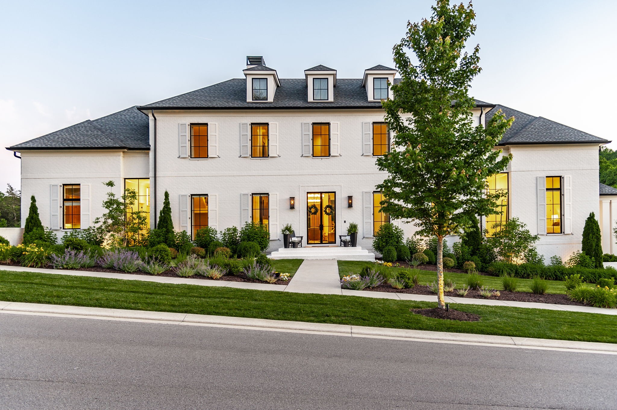 8114 Heirloom Blvd, College Grove, TN 37046