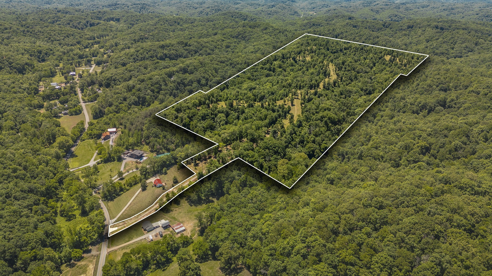 8388 Cub Creek Rd, Nashville, TN 37209