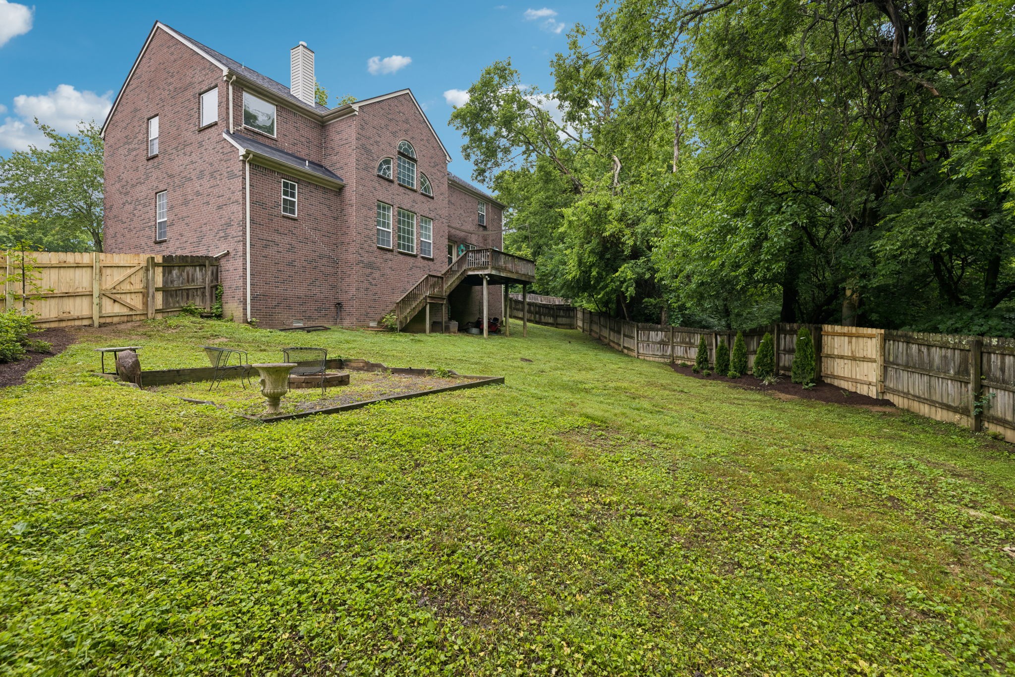 813 Glenavon Ct, Nashville, TN 37220